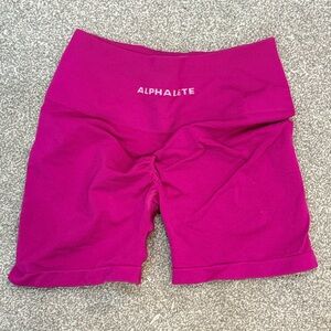 Seamless High-Waist Women's Cycling Shorts - Magenta
